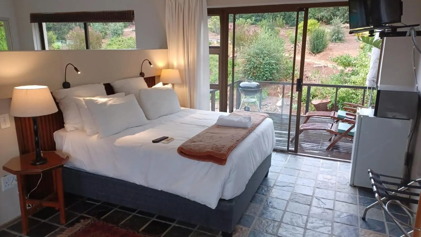 The Greens Guesthouse ベルビル ゲストハウス